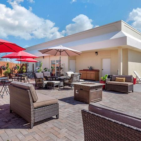 Comfort Inn & Suites Кламат Фолс Екстериор снимка